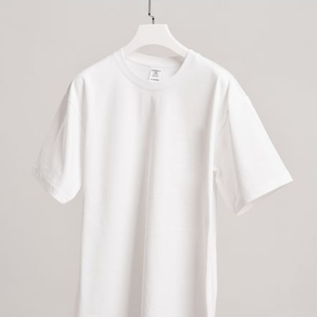 Photo de Basic kleding webshop te koop - Boutique de vêtements, Produits eCommerce / eCommerce Brand